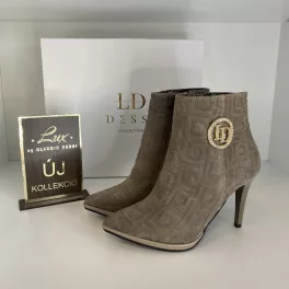 Lux By Dessi B-4405 Barna velúr Magassarkú Bokacsizma