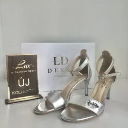Lux By Dessi 2050 Ezüst Magassarkú Szanda
